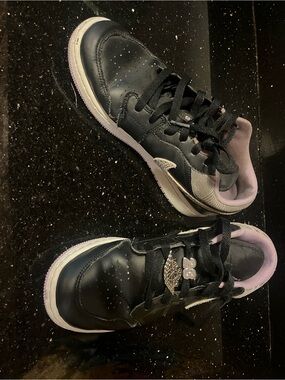 Air Jordan 1 Low SE GS 'Houndstooth'
